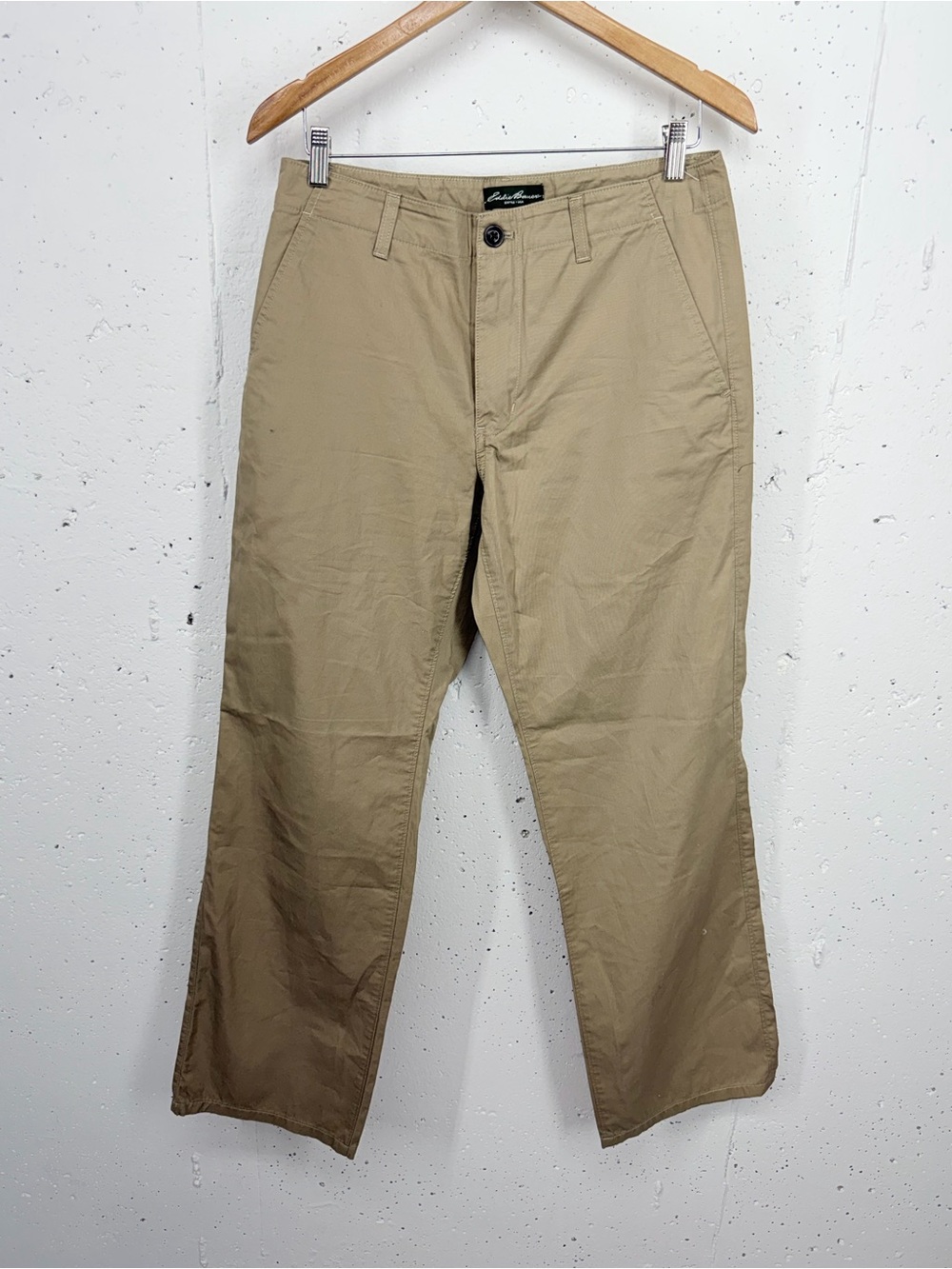 Eddie Bauer Men’s size 32 x 31.5 Khaki Flat Front Chino Pants